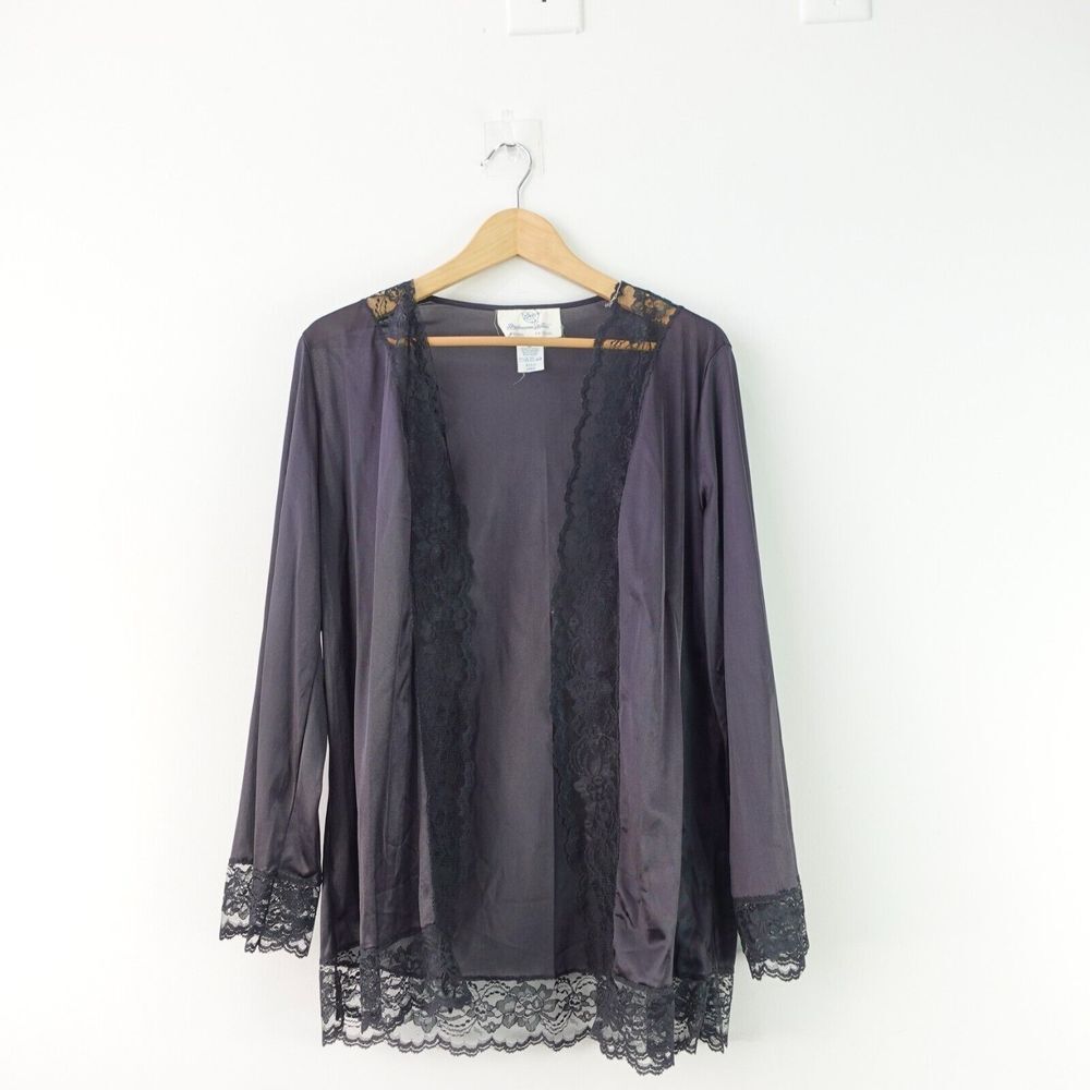Short Victorian Robe Medium VINTAGE Black Sleepwear UNDERCOVERWEAR Lace Trim‎